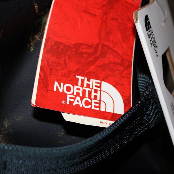 The North Face Base Camp Duffel - L - Picture 5 of 9